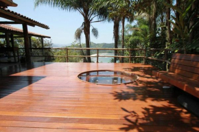 5 suítes-Cond. fechado- Vista para a Barra do Sahy